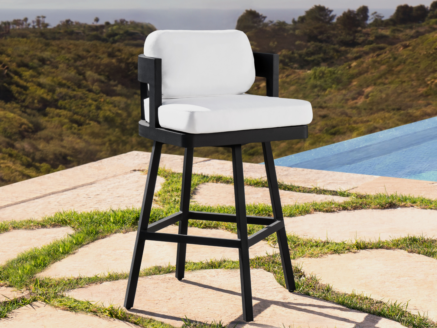 Santino® Outdoor Swivel Bar Stool