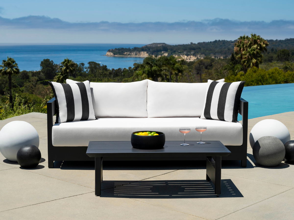 Santino® Outdoor Coffee Table